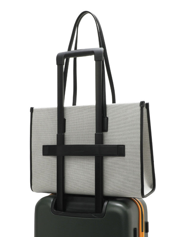 The Skye Tote_Still Loading