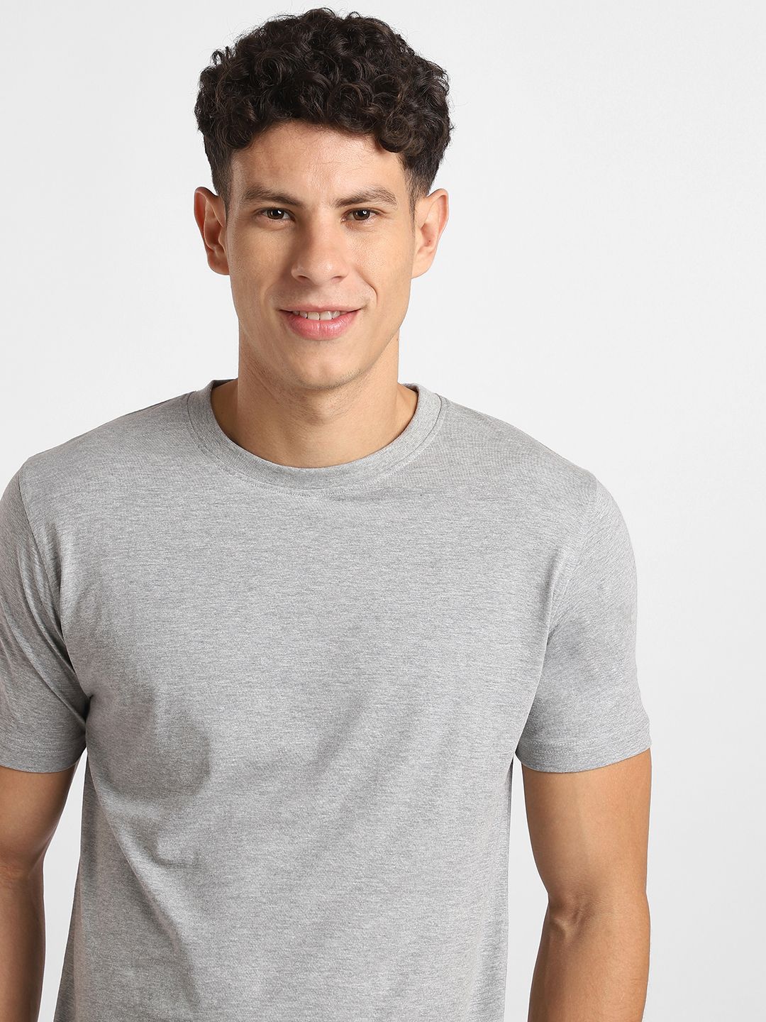 NOBERO Pack of 3 Men Round Neck Solid Cotton T-shirt