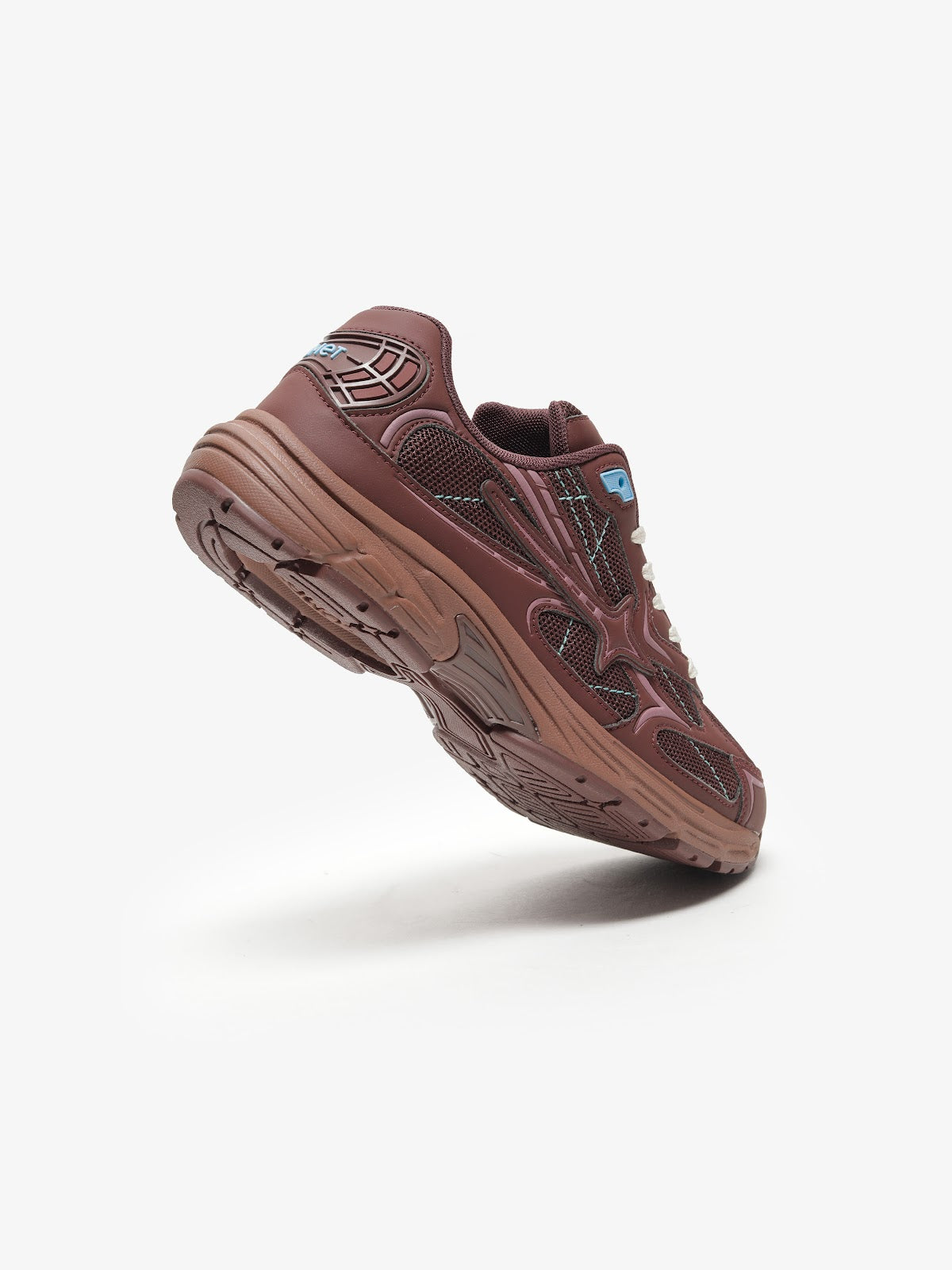 Comet Unisex Apex Dune Sneaker