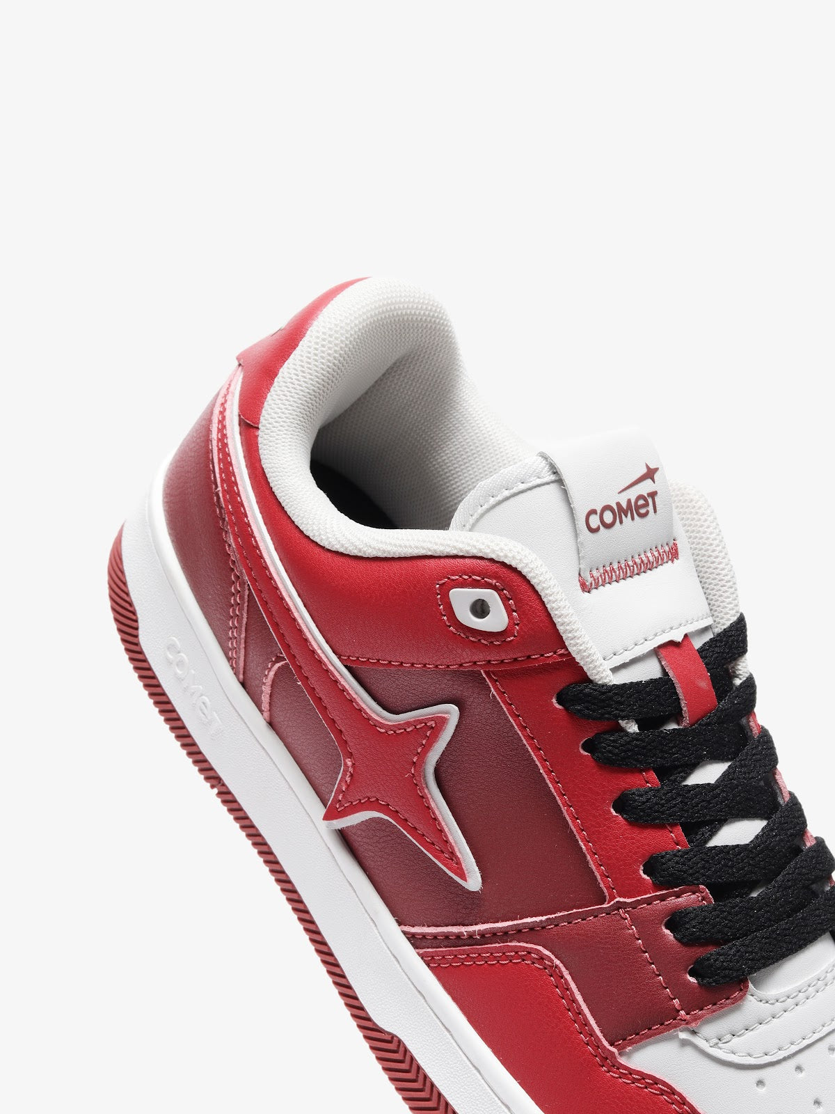 Comet Unisex X Lows Mr Claus Sneaker