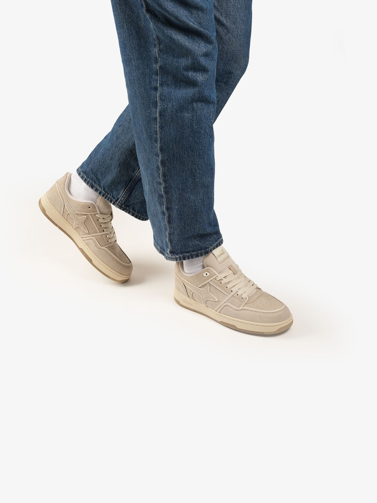 Comet Unisex X Lows Oatmilk Sneaker