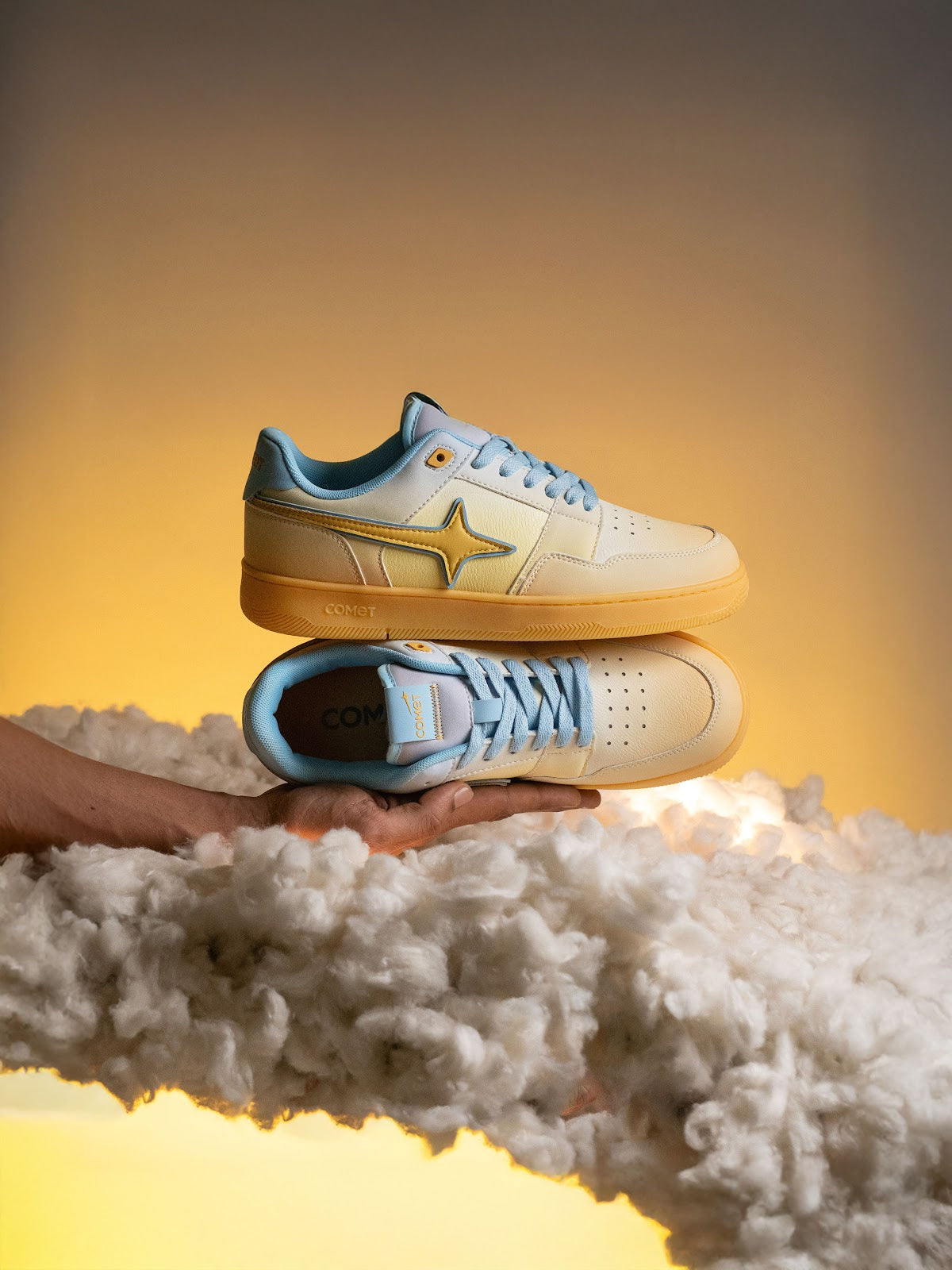 Comet Unisex X Lows Dawn Sneaker
