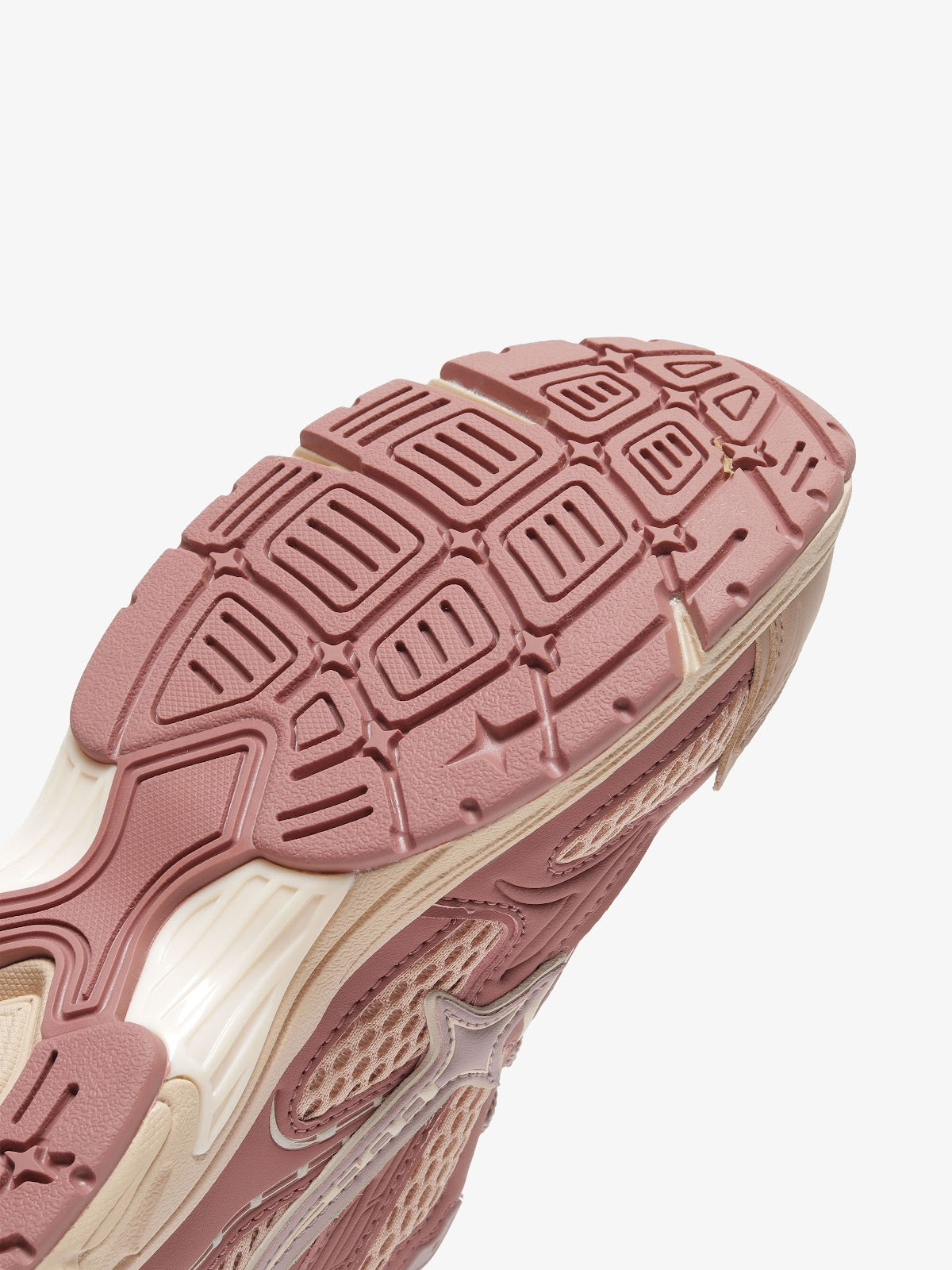Comet Unisex Apex Ember Sneaker