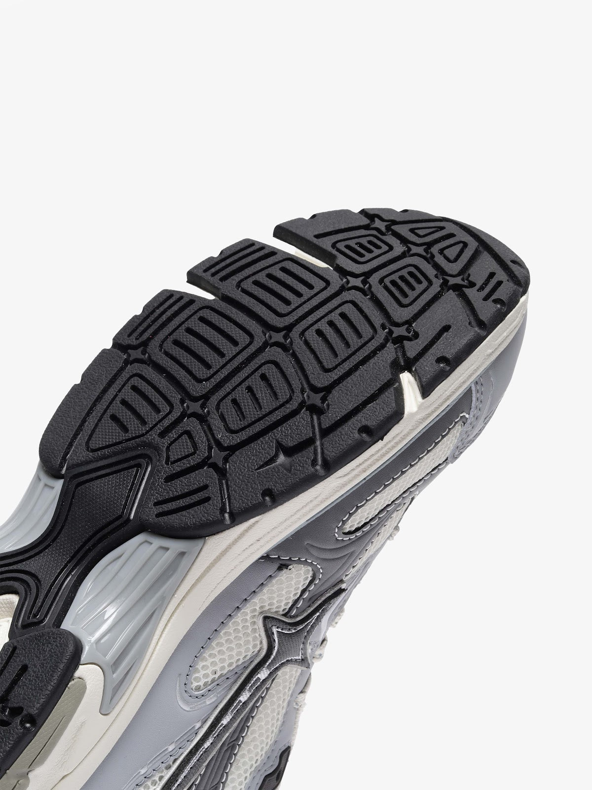 Comet Unisex Apex Moonwalker Sneaker