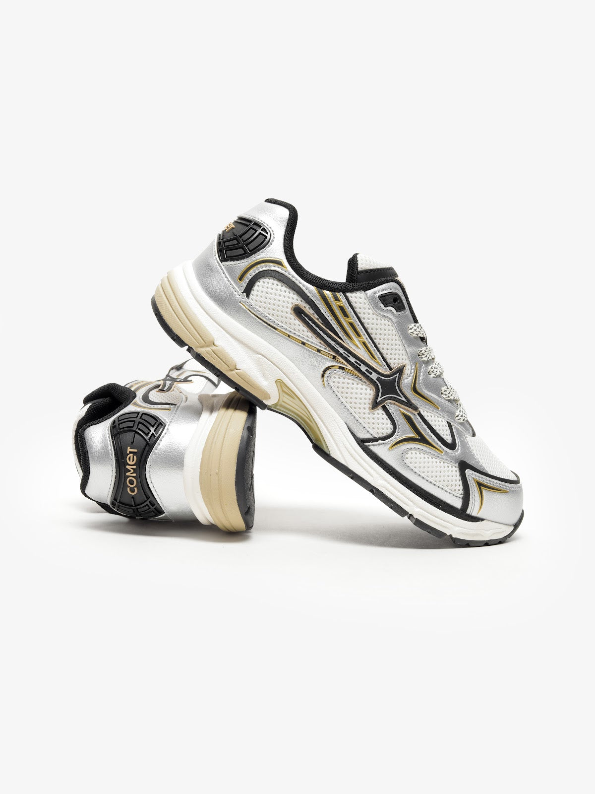Comet Unisex Apex Onyx Sneaker