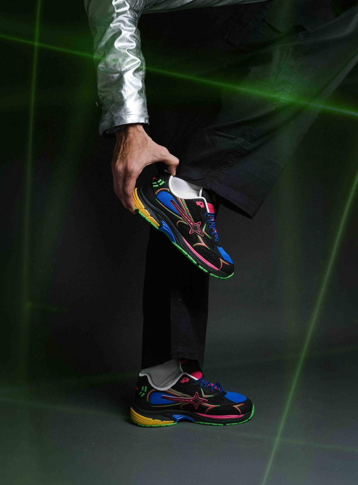 Comet Unisex Apex CyberPunk Sneaker