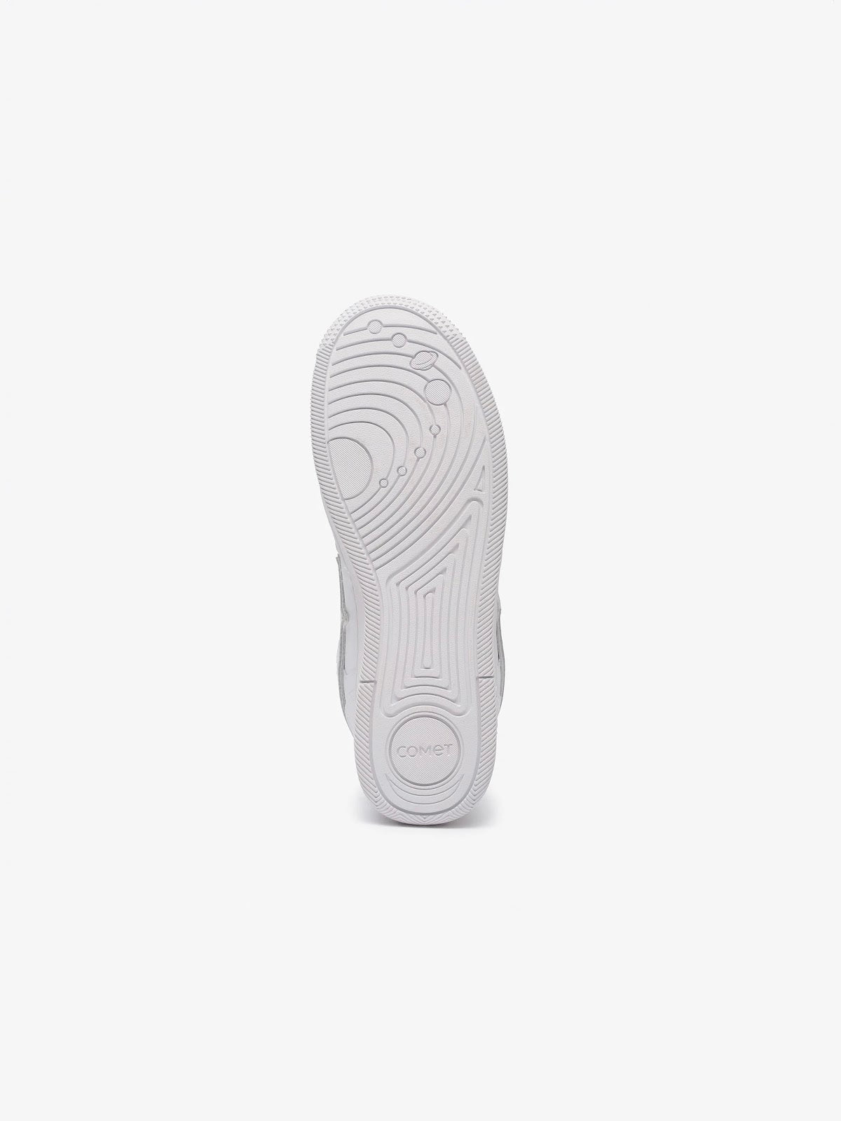 Comet Unisex X Lows Light Sneaker