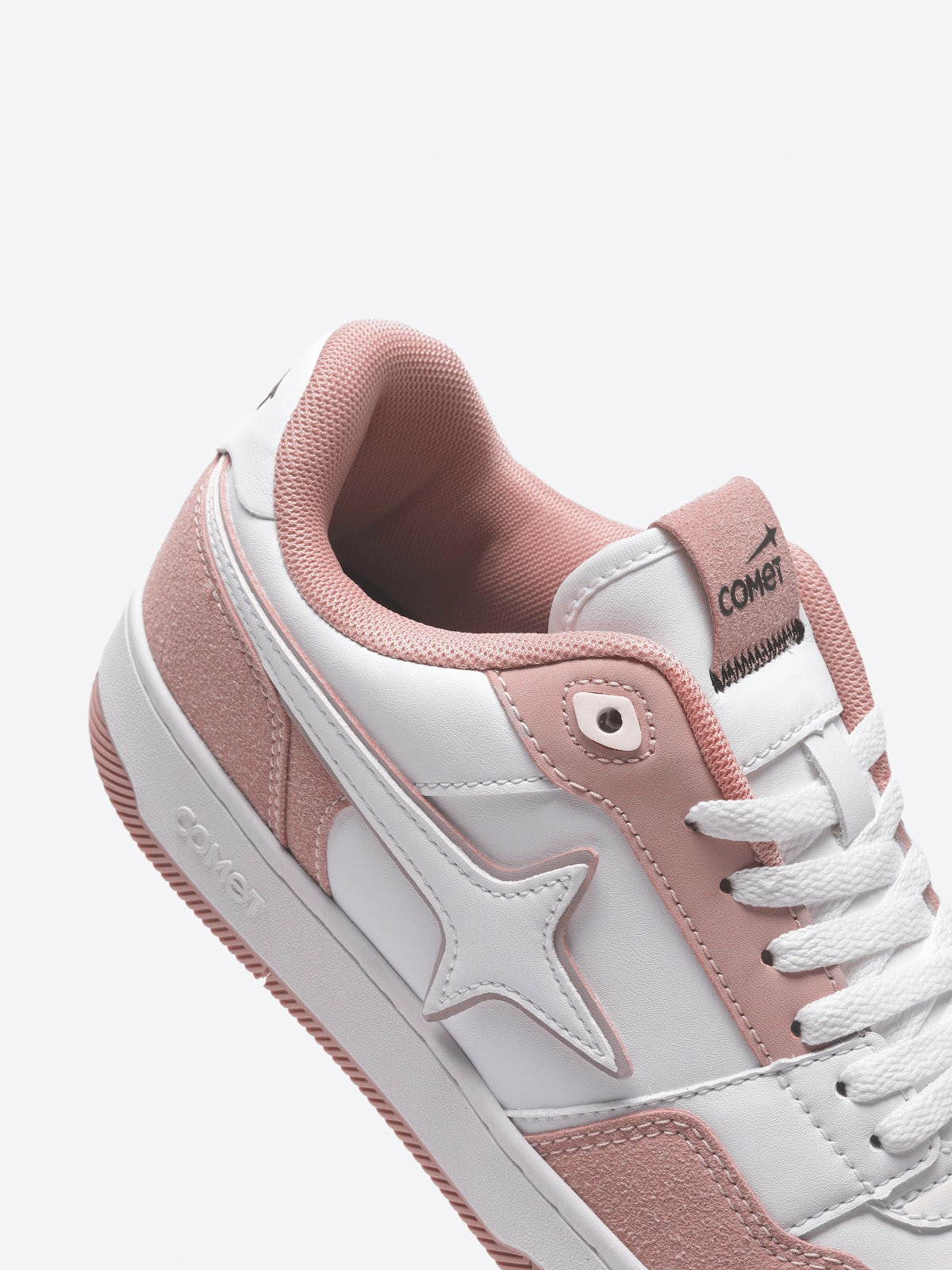 Comet Unisex X Lows Flamingo Sneaker