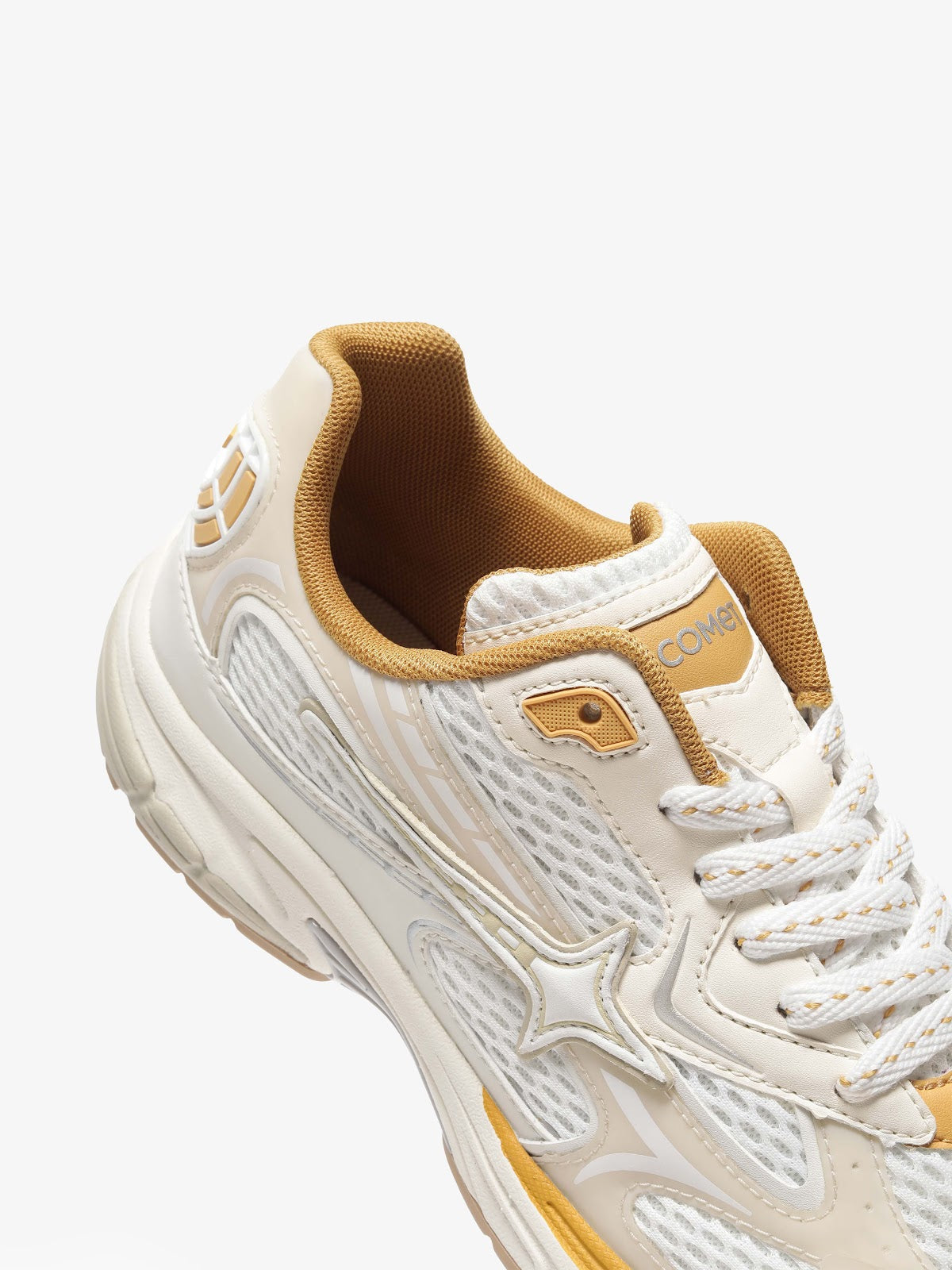Comet Unisex Apex Photon Sneaker