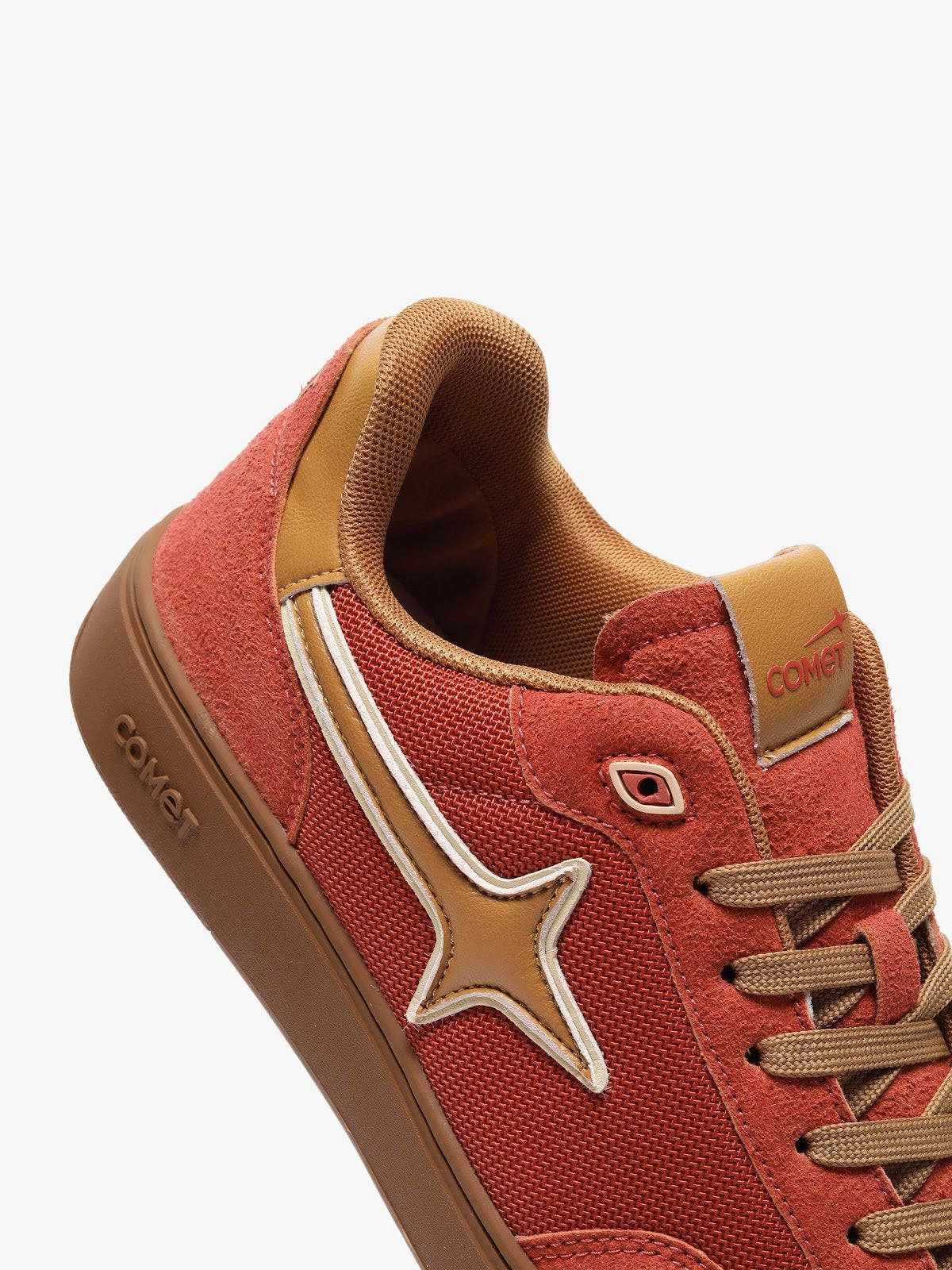 Comet Unisex Alter Vulcan Sneaker