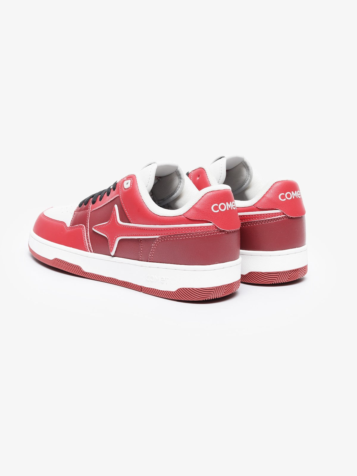 Comet Unisex X Lows Mr Claus Sneaker