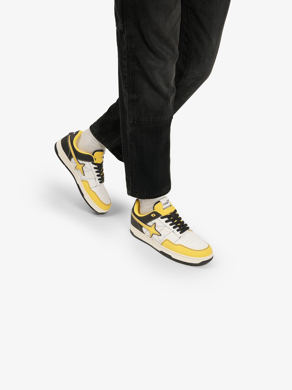 Comet Unisex X Lows Orchard Sneaker