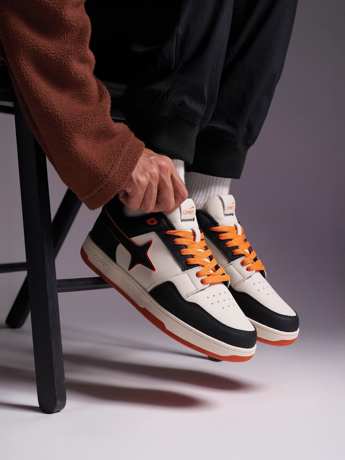 Comet Unisex X Lows Pumpkin Sneaker