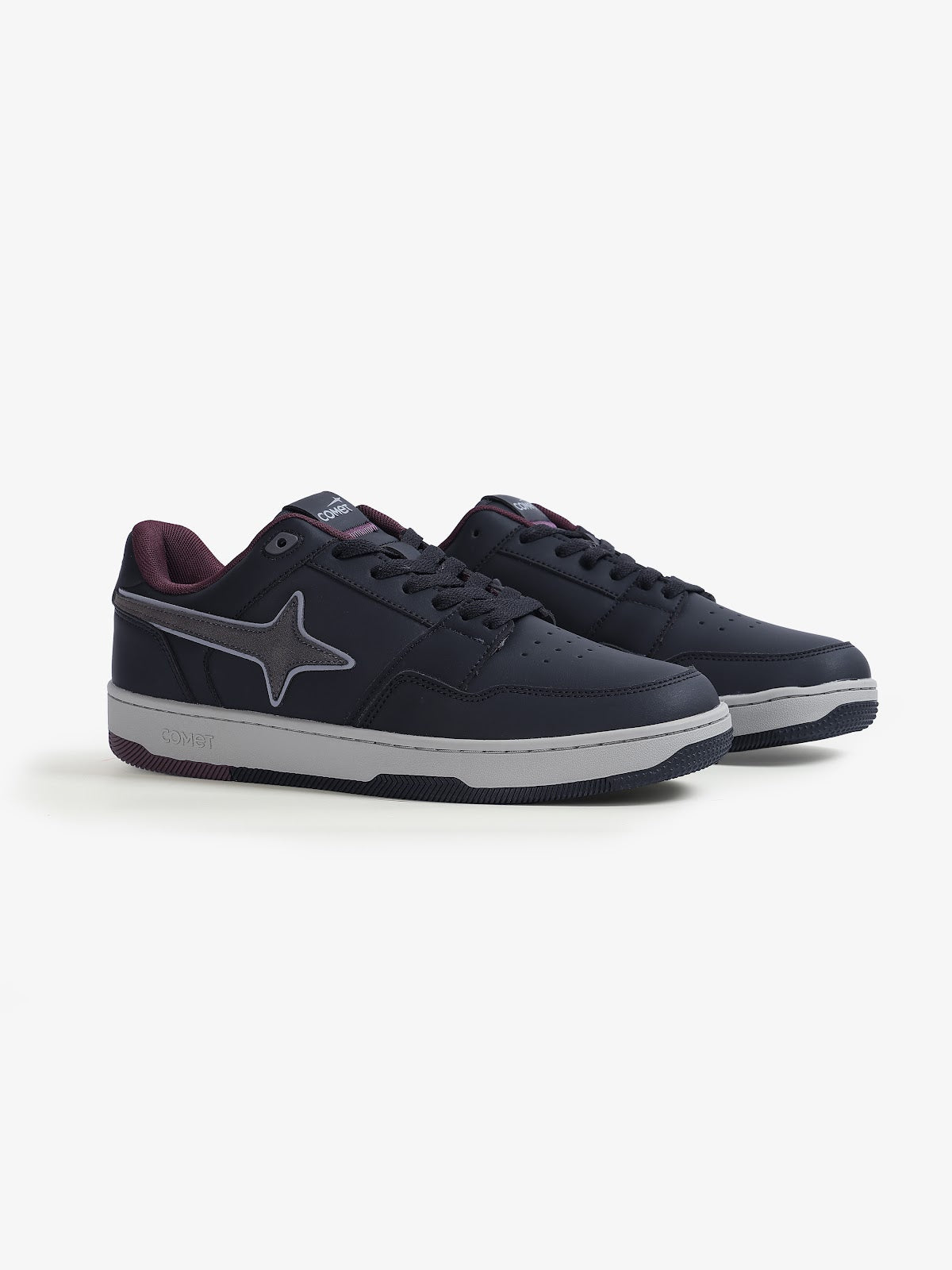 Comet Unisex X Lows Ghost Sneaker
