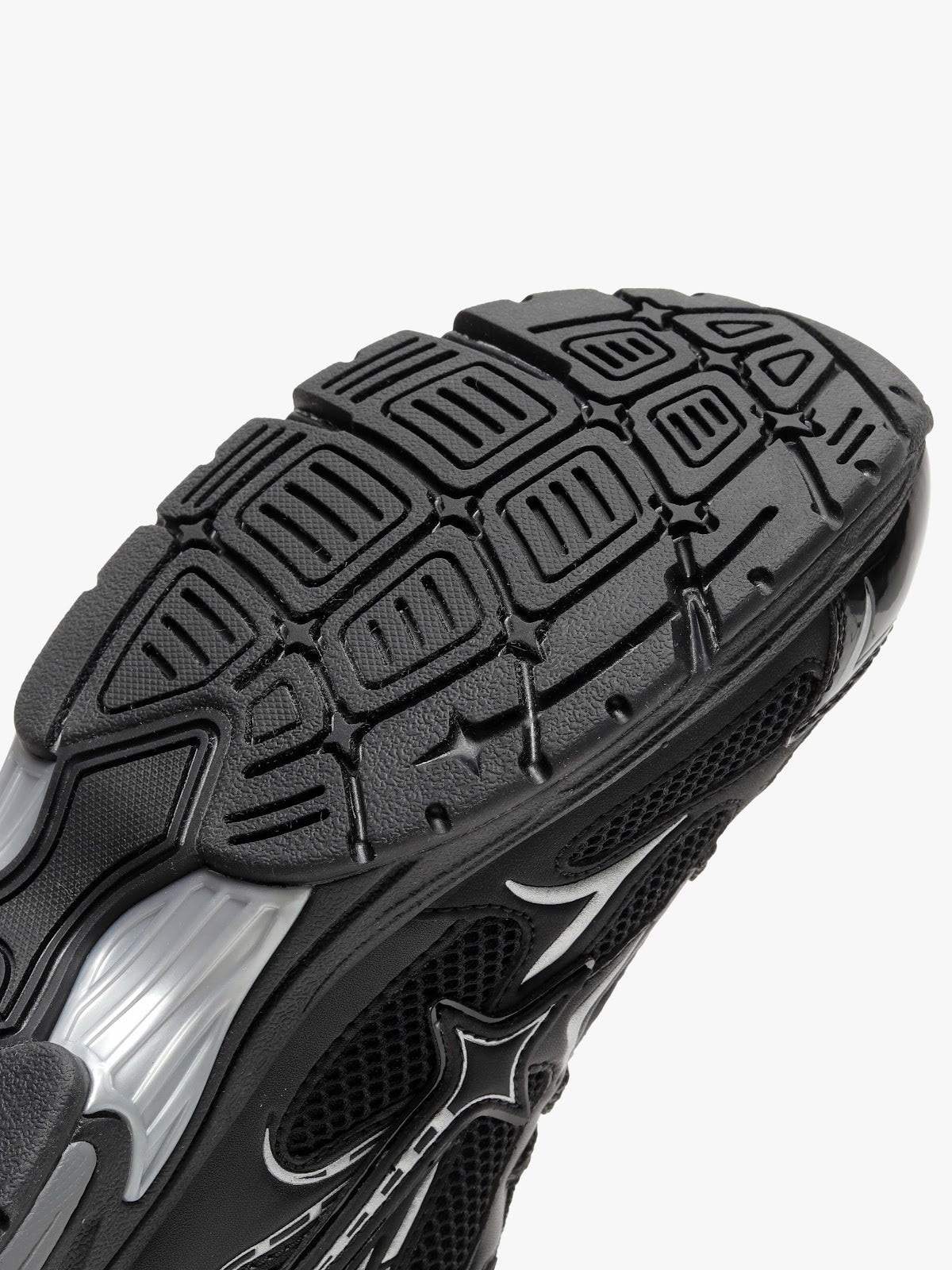 Comet Unisex Apex Darkmatter Sneaker