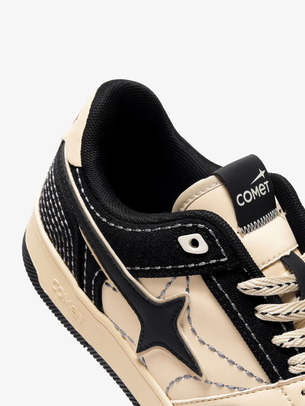 Comet Unisex X Lows Piano Black Sneaker