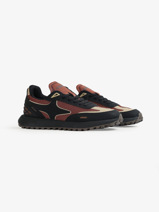 Comet Unisex Aeon V2 Shadowcat Sneaker