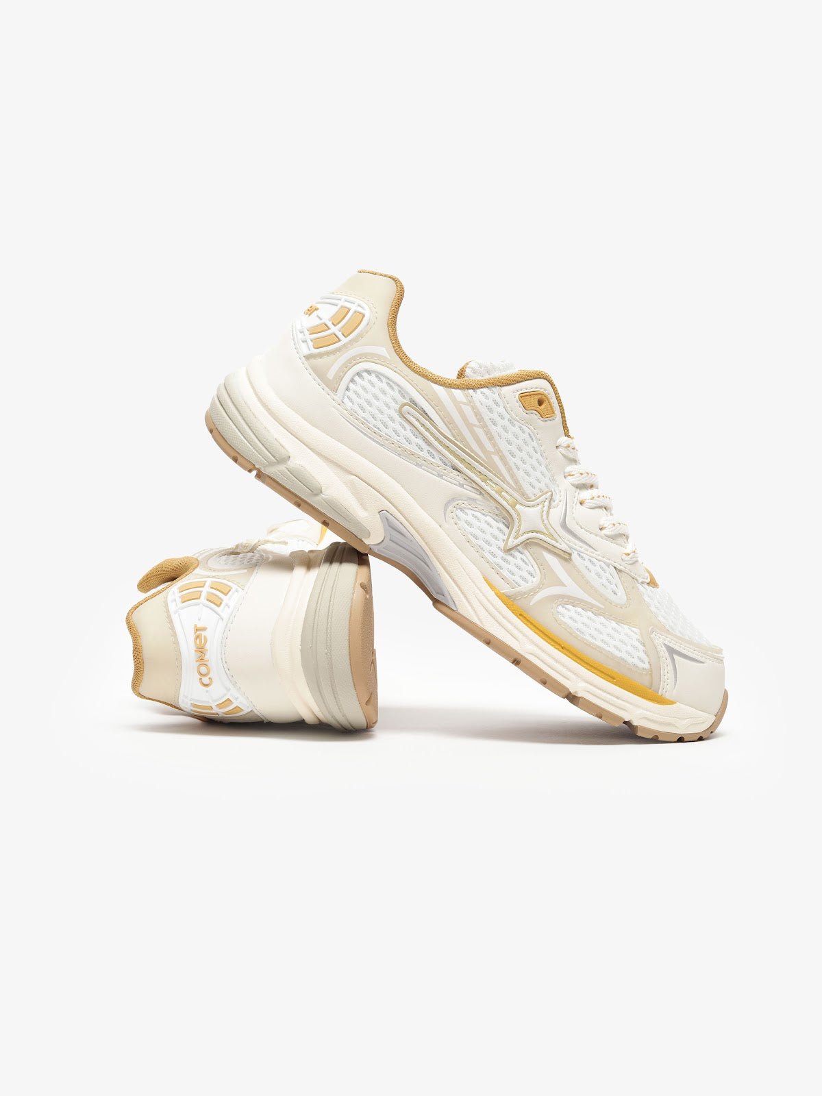 Comet Unisex Apex Photon Sneaker