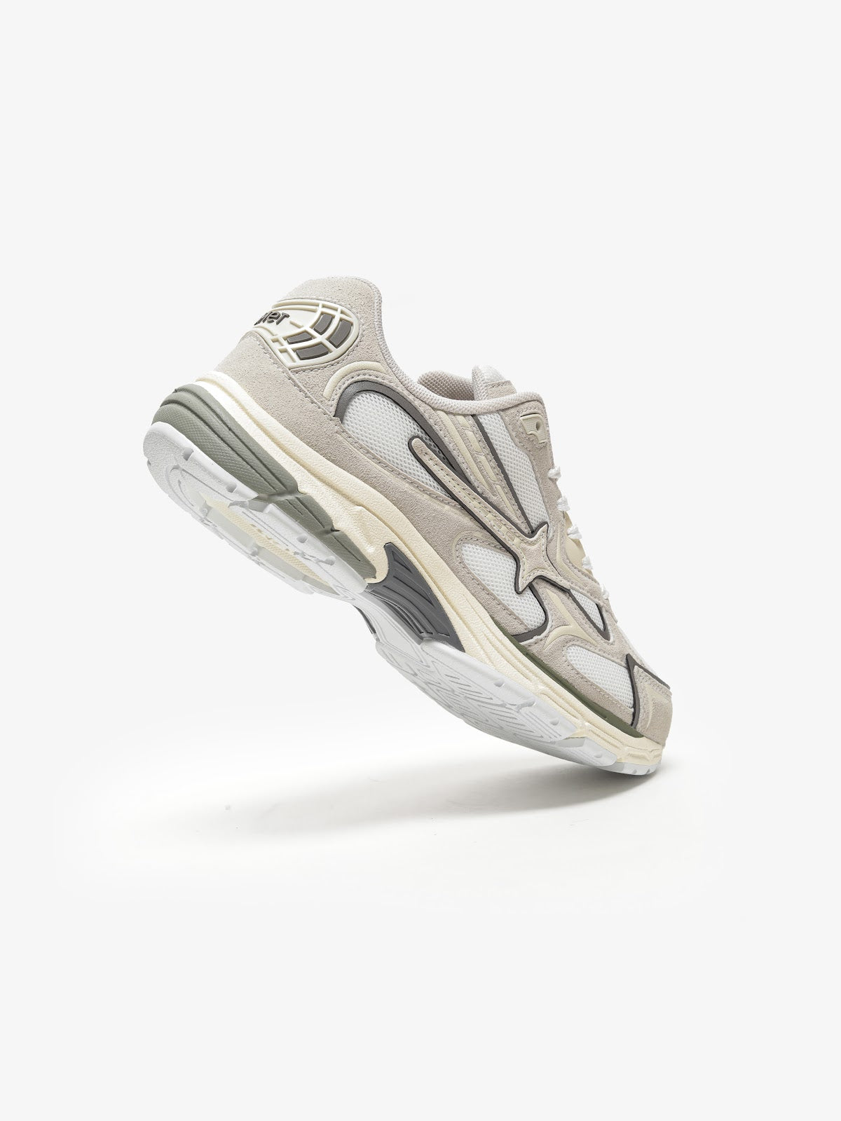 Comet Unisex Apex Mirage Sneaker